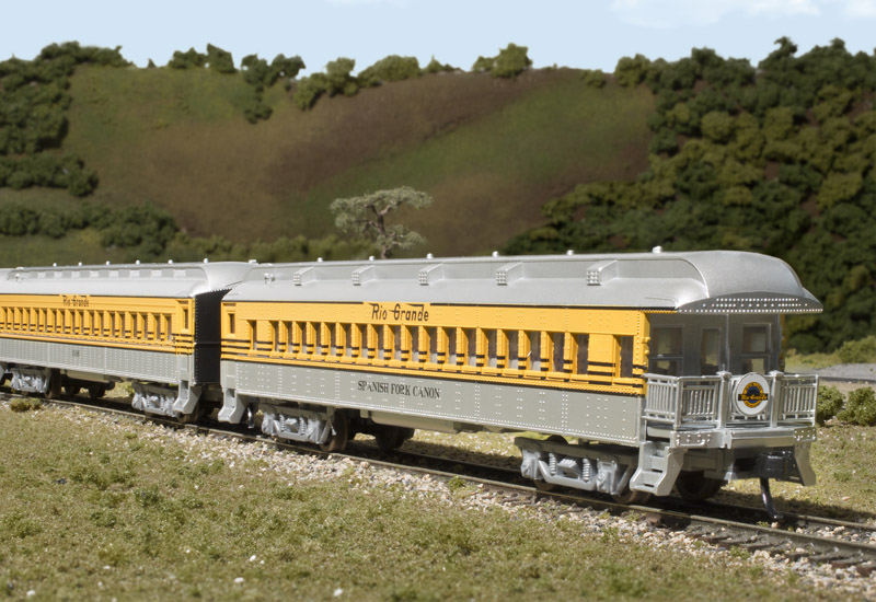 Atlas N Trainman® 60' Passenger Cars