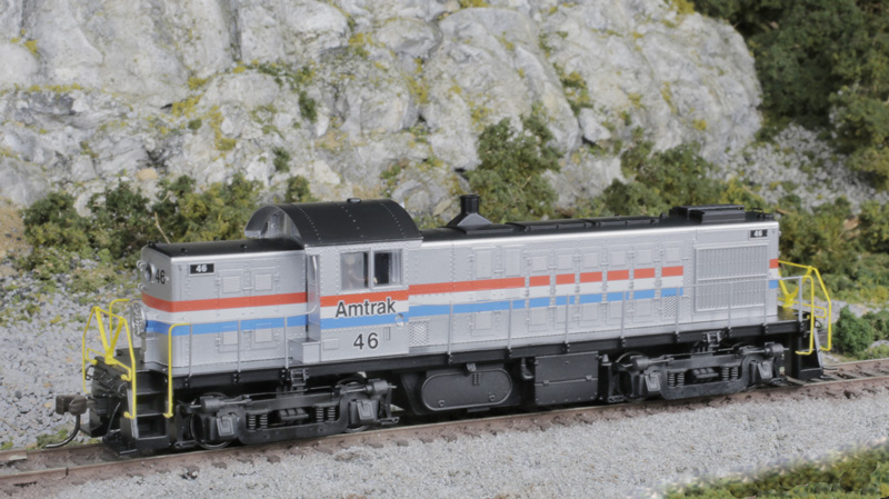 thumbnail interactive-video image 1 of RS1 Universal – 2 Kato / Atlas HO Scale 810112 RS1 Locomotive – Universal Fit 1 of 6
